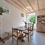 Maison Vallee De Barousse بيت للعطل *
