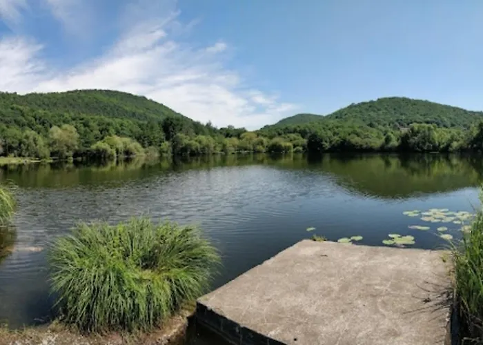 Maison Vallee De Barousse 펜션 *